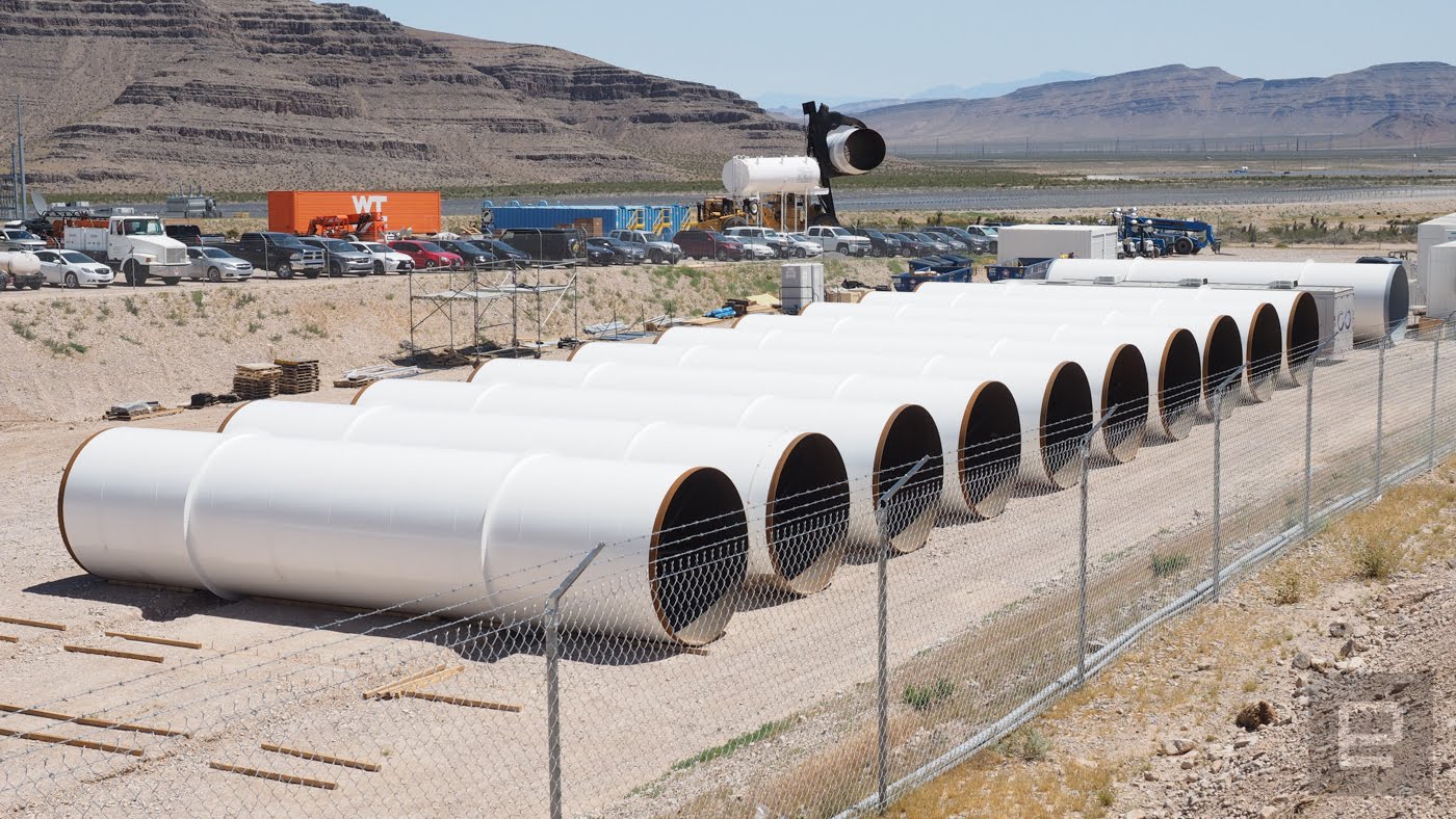 Die Verantwortlichen für den ersten Test von Hyperloop One meinen es ernst: die Röhren werden kommen. Bildquelle: www.youtube.com/watch?v=9BLG6O8H4_Y 