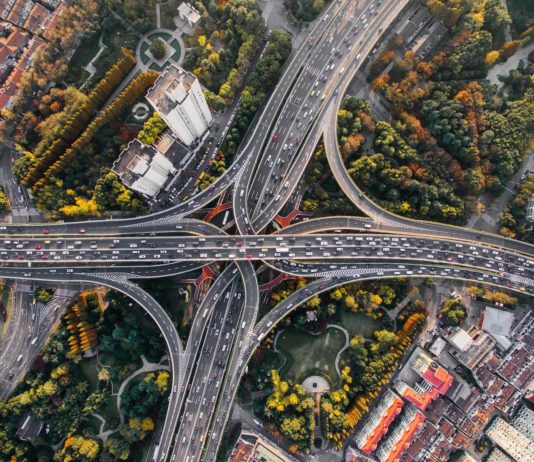 Politik ade, Technik olé. Wie der Klimawandel doch noch gestoppt werden kann.